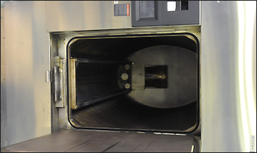 sterilizer_chamber_cleaning_system